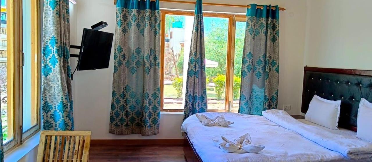 ホテル Ladakh Kingdom, レー エクステリア 写真